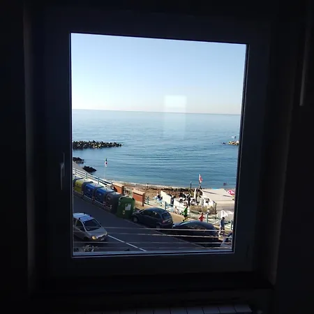 Ferienwohnung Casa Tabata Fronte Mare Genua Exterior foto